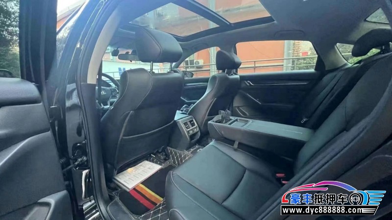 22年本田雅阁轿车抵押车出售