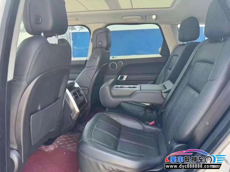 21年路虎揽胜运动版轿车抵押车出售