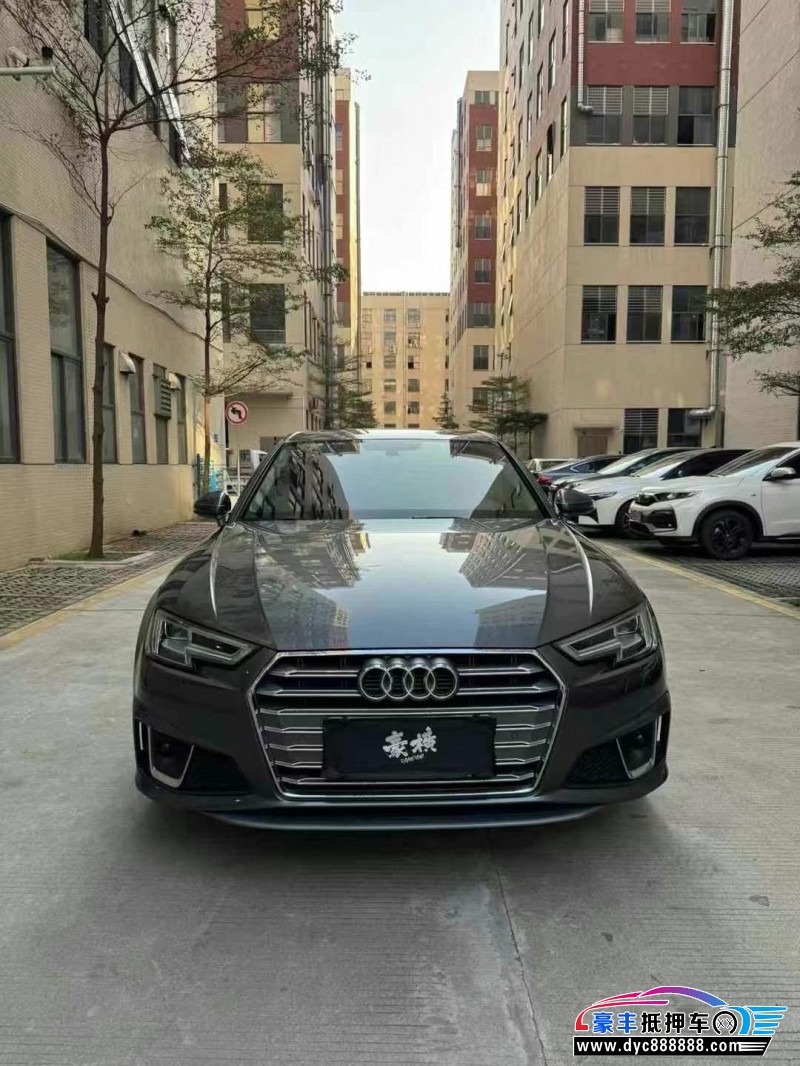 19年奥迪A4L轿车抵押车出售