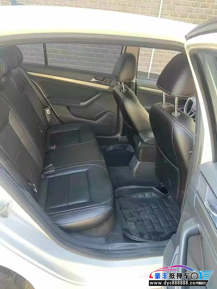 23年大众朗逸轿车抵押车出售