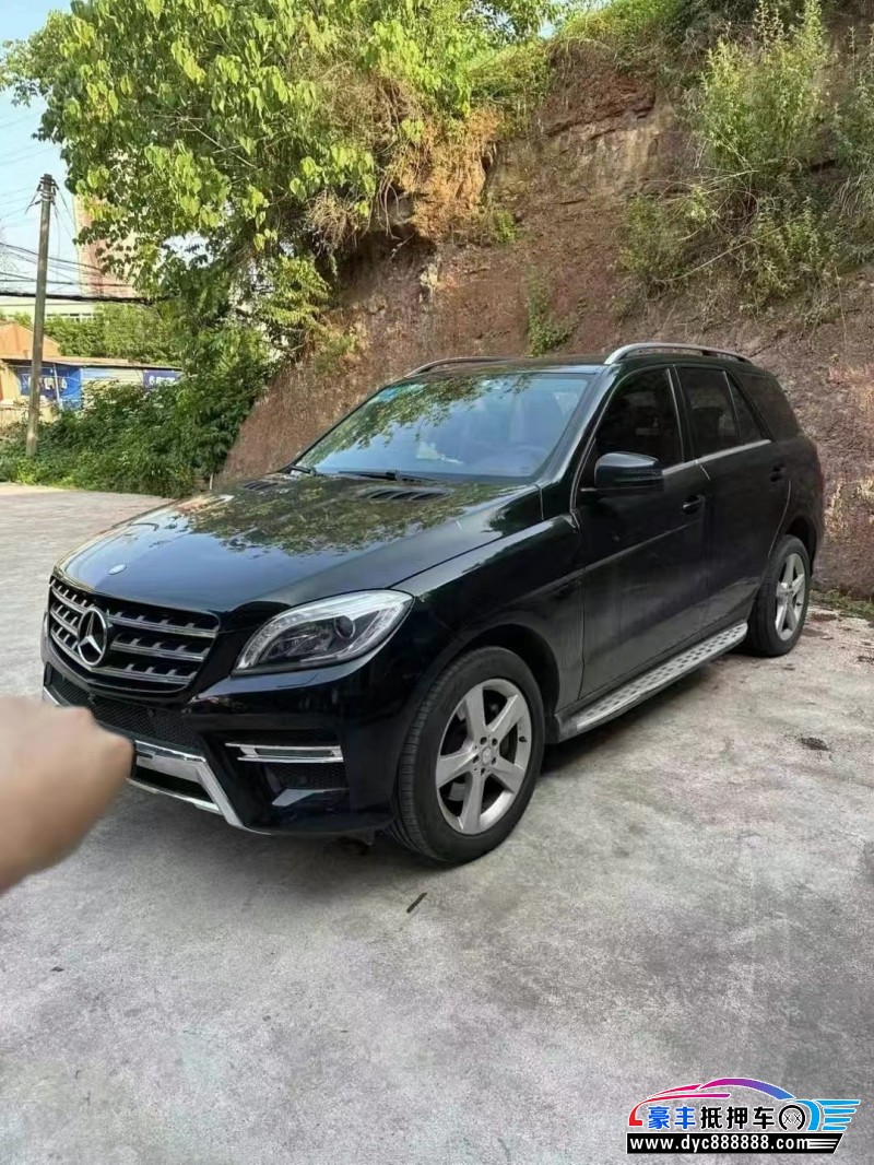 14年奔驰ML轿车抵押车出售