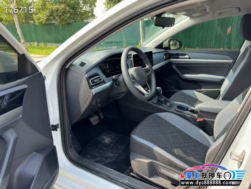 22年大众朗逸轿车抵押车出售