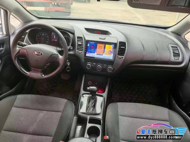 19年起亚K3轿车抵押车出售