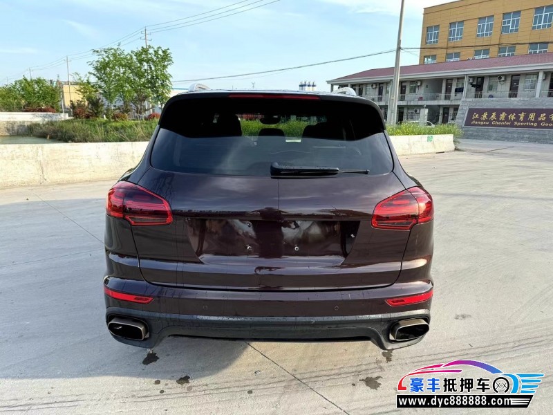 16年保时捷卡宴轿车抵押车出售