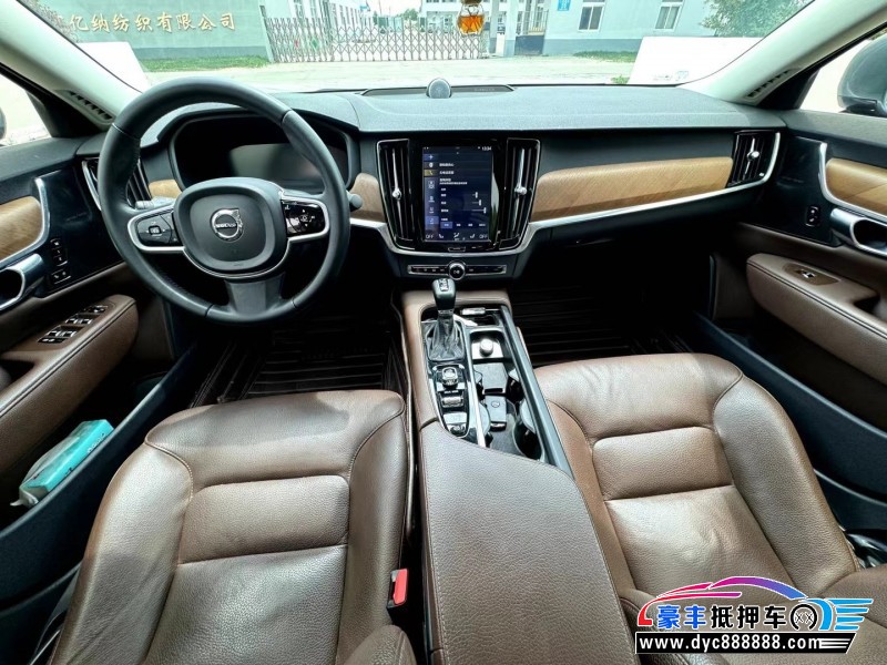 19年沃尔沃S90轿车抵押车出售