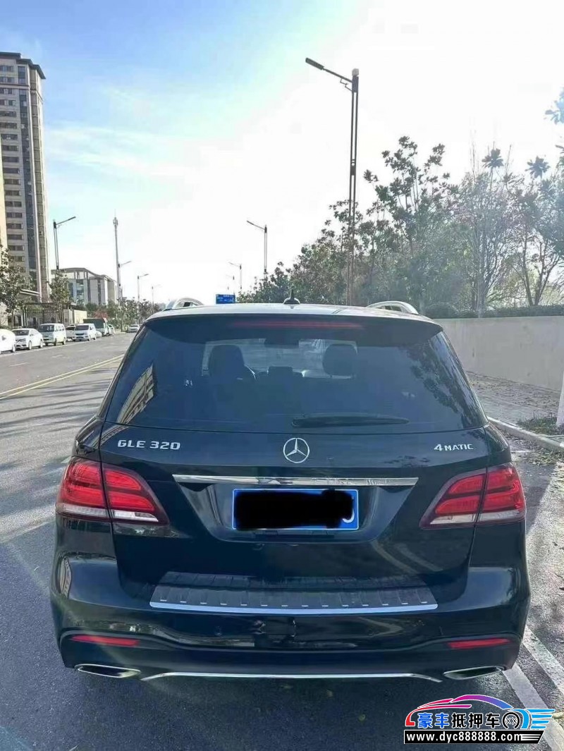 16年奔驰GLE轿车抵押车出售