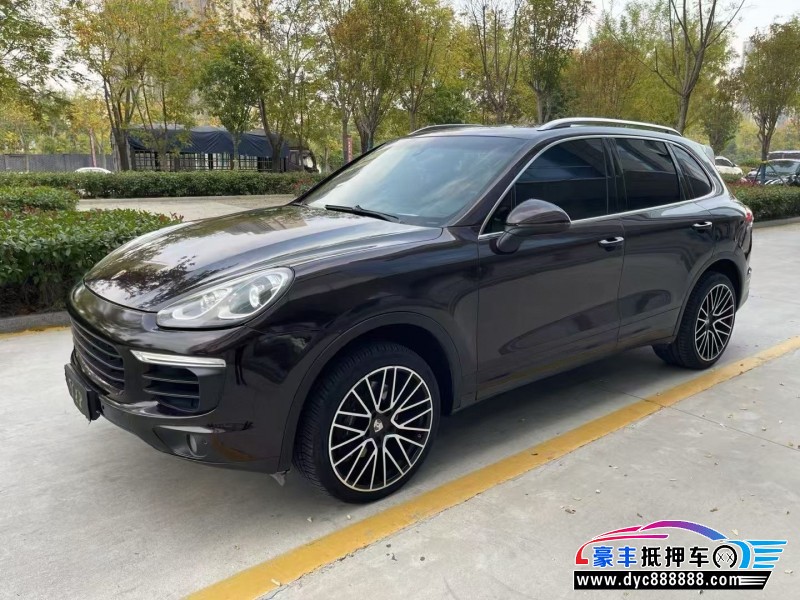 14年保时捷卡宴轿车抵押车出售