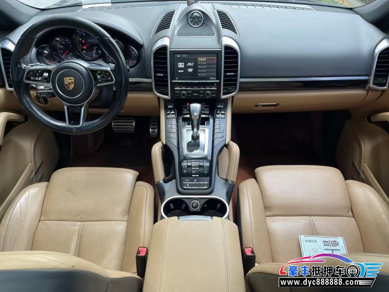 14年保时捷卡宴轿车抵押车出售