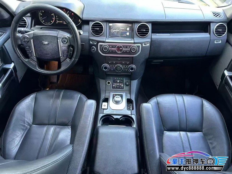 16年路虎发现4轿车抵押车出售