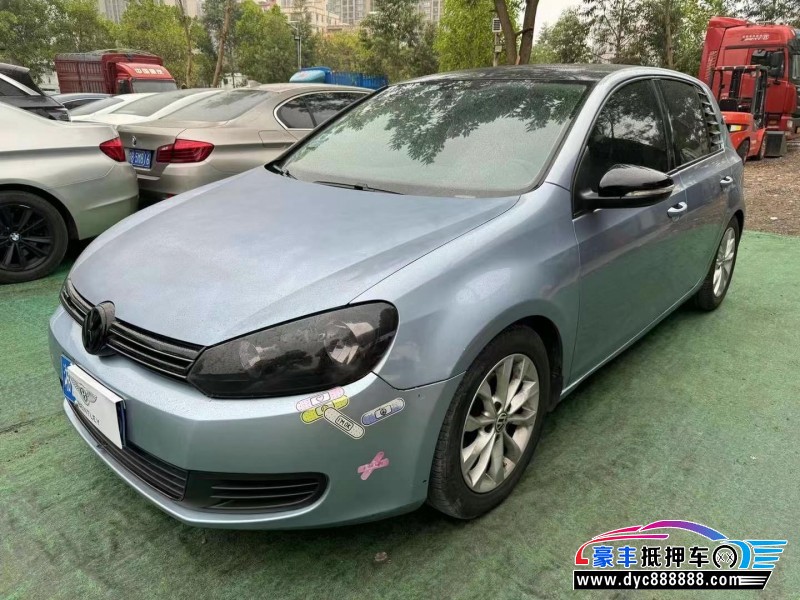 11年大众高尔夫轿车抵押车出售