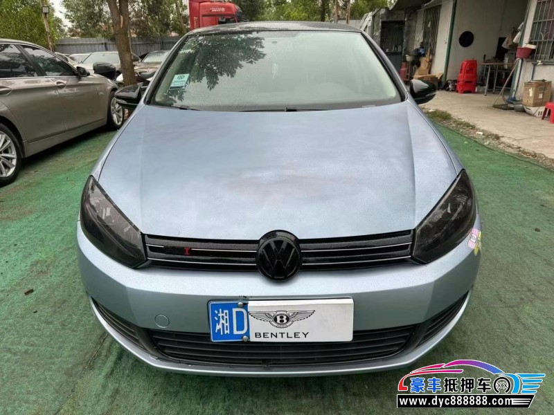 11年大众高尔夫轿车抵押车出售