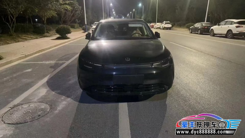 24年零跑C10轿车抵押车出售