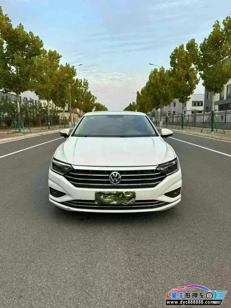 21年大众速腾轿车抵押车出售