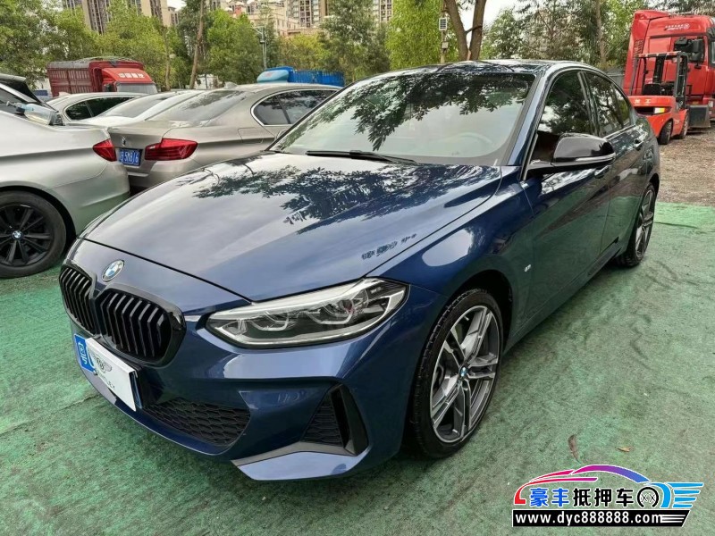 21年宝马1系轿车抵押车出售