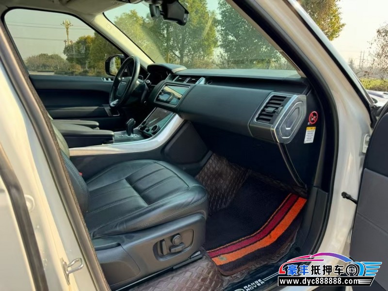 19年路虎揽胜运动版轿车抵押车出售