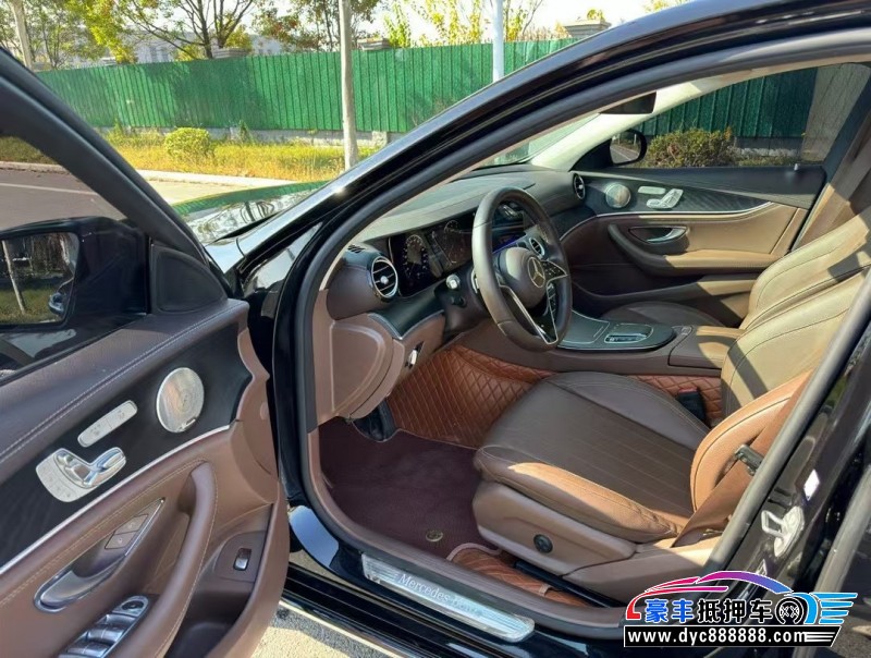 22年奔驰E轿车抵押车出售