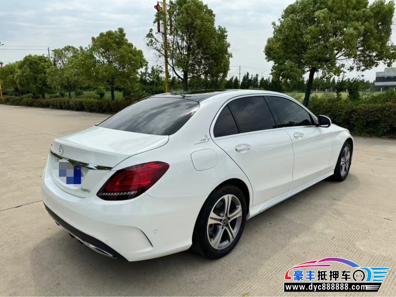 20年奔驰C轿车抵押车出售