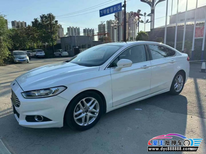 15年福特蒙迪欧轿车抵押车出售