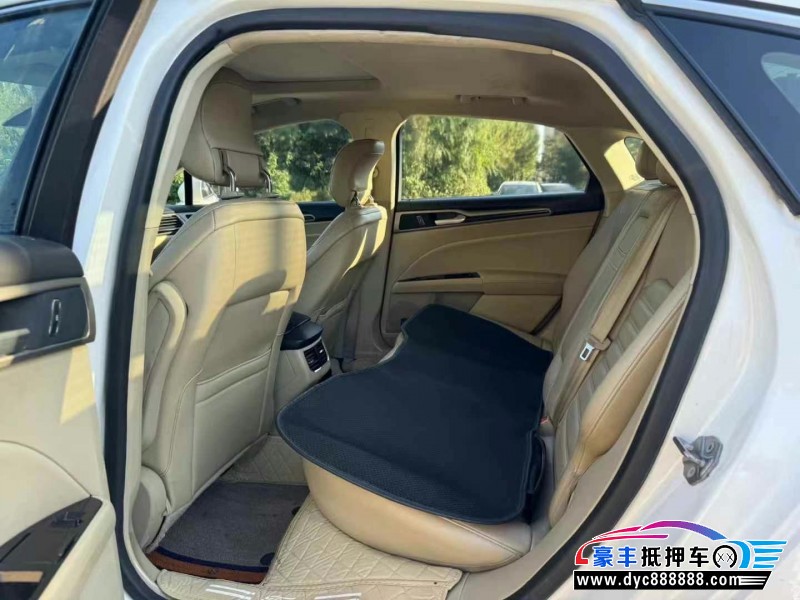 15年福特蒙迪欧轿车抵押车出售