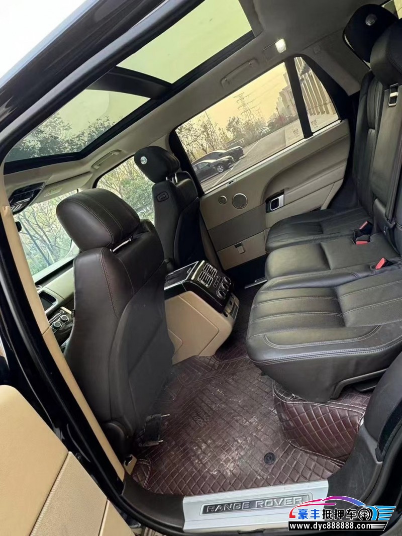 18年路虎揽胜行政轿车抵押车出售
