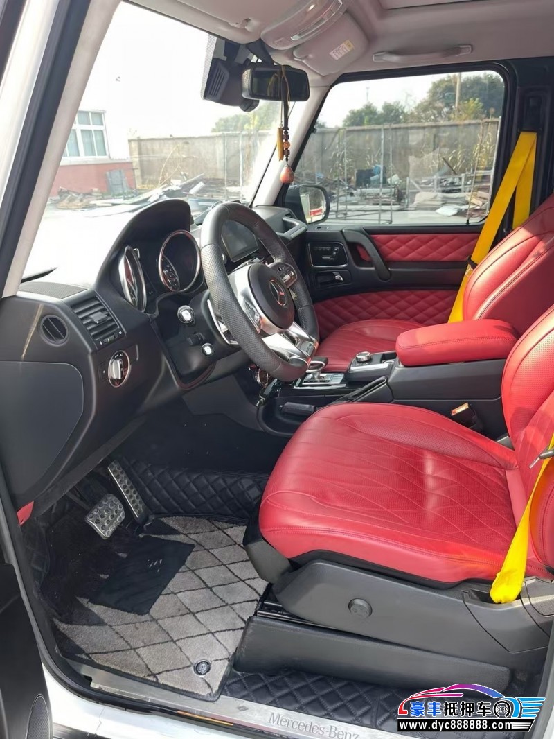 17年奔驰G轿车抵押车出售