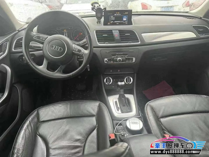 15年奥迪Q3轿车抵押车出售