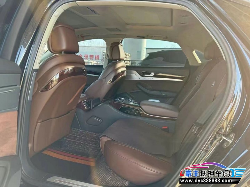 15年奥迪A8轿车抵押车出售