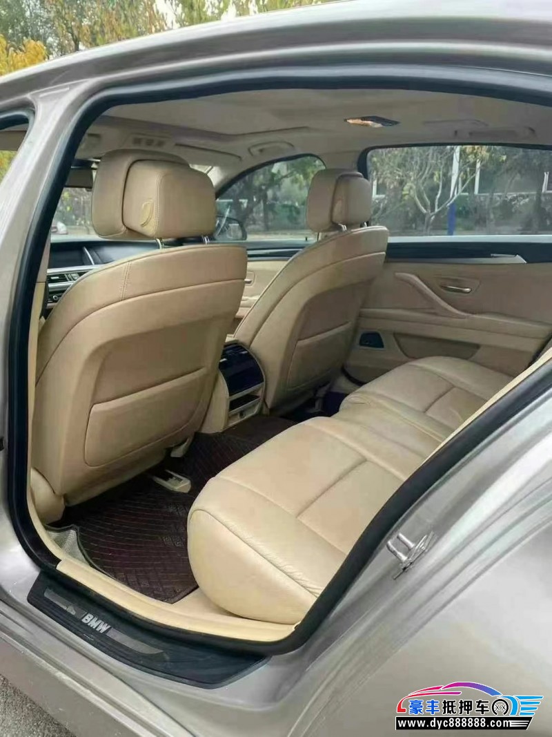 12年宝马5系轿车抵押车出售