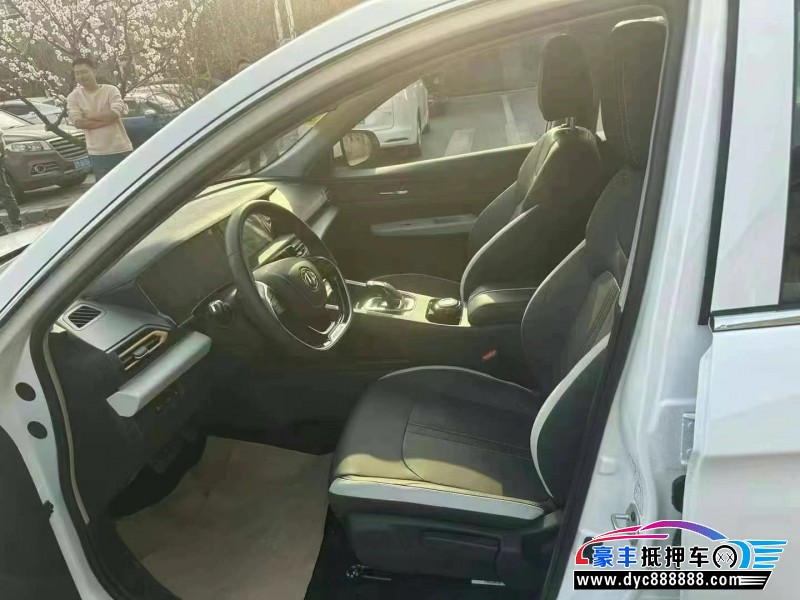 23年东风风神E70轿车抵押车出售