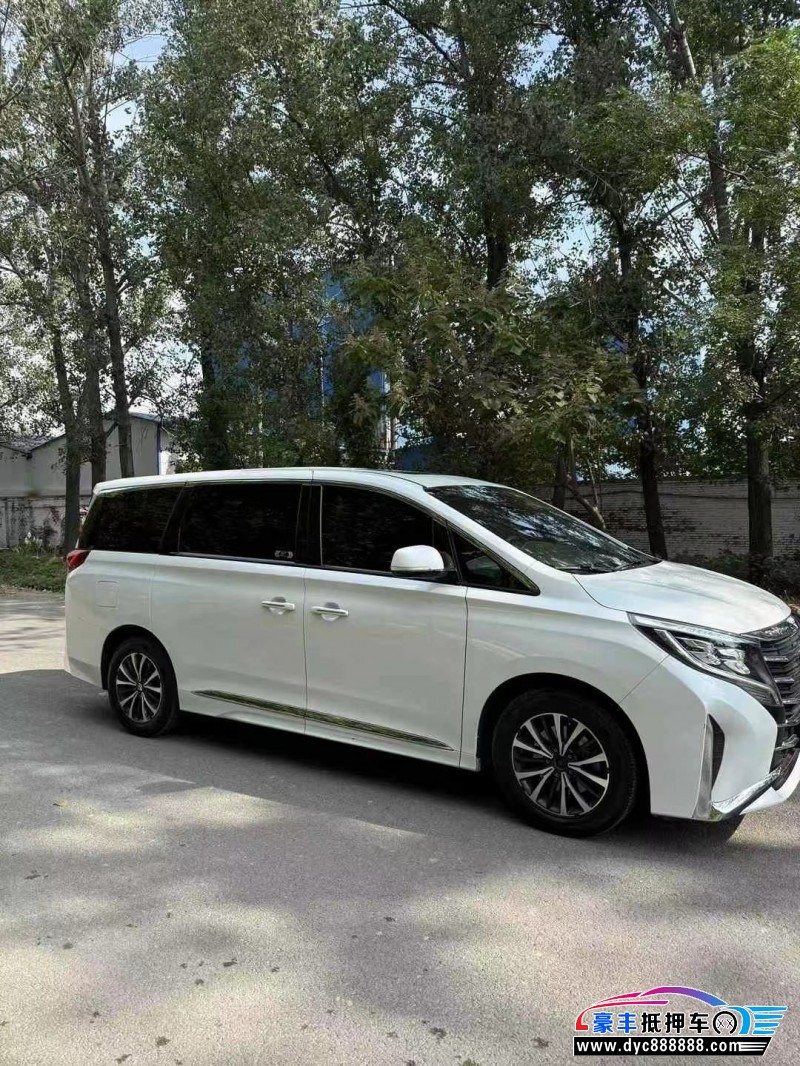 22年传祺M8轿车抵押车出售