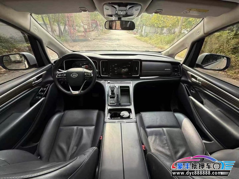 22年传祺M8轿车抵押车出售