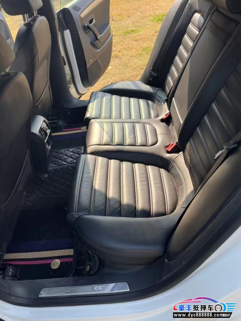 16年大众CC轿车抵押车出售