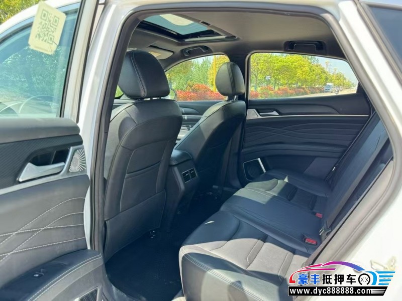 23年东风风光ix5轿车抵押车出售