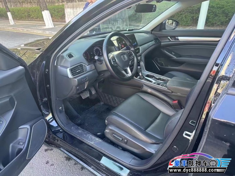 23年本田雅阁轿车抵押车出售