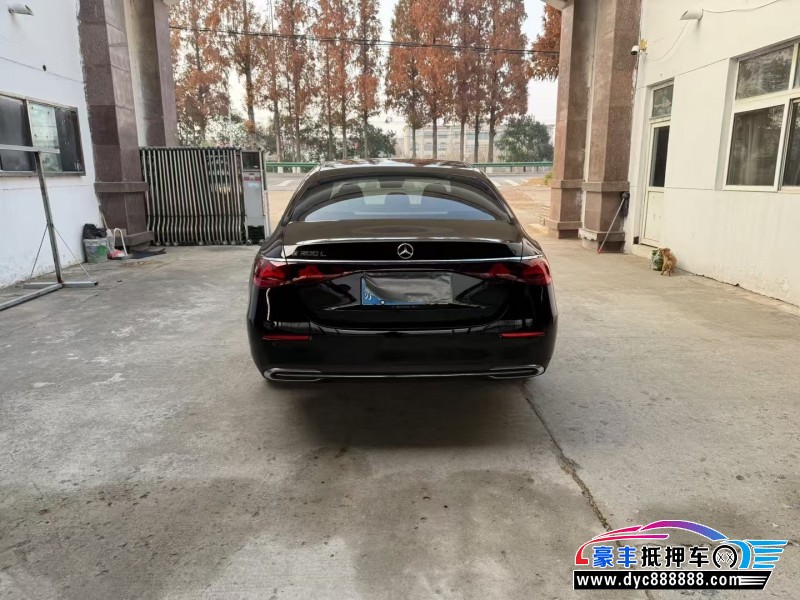 24年奔驰E轿车抵押车出售