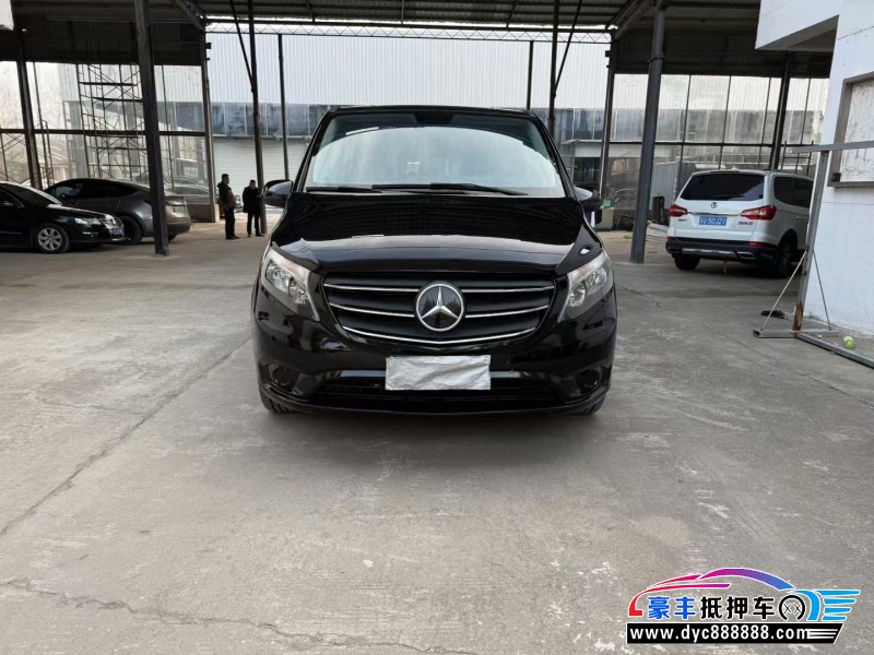 23年奔驰威霆轿车抵押车出售