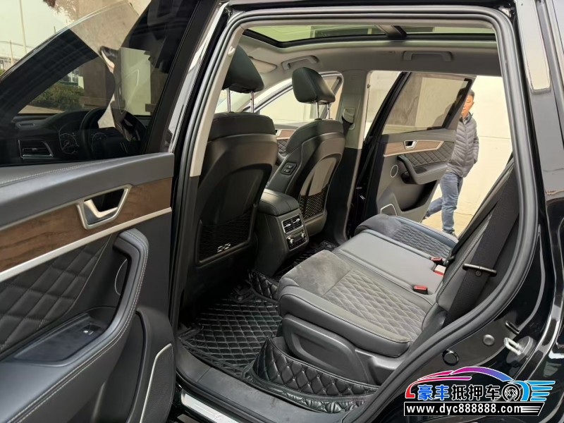 23年红旗HS7轿车抵押车出售