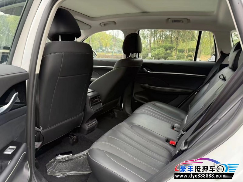 23年荣威RX5轿车抵押车出售