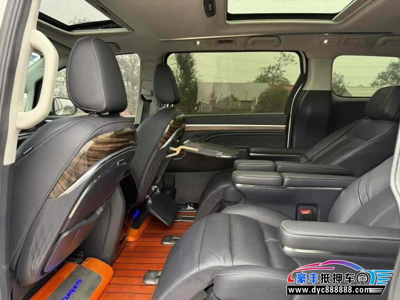 21年传祺M8轿车抵押车出售