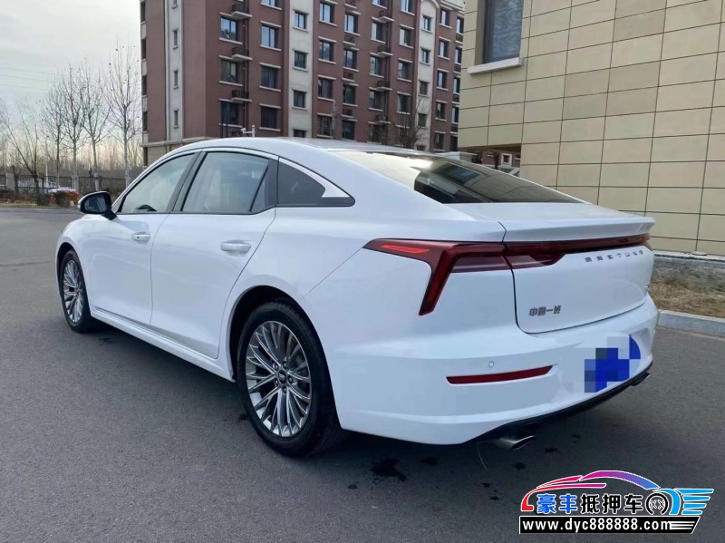 23年奔腾B70轿车抵押车出售