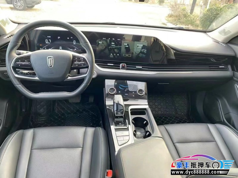 23年奔腾B70轿车抵押车出售