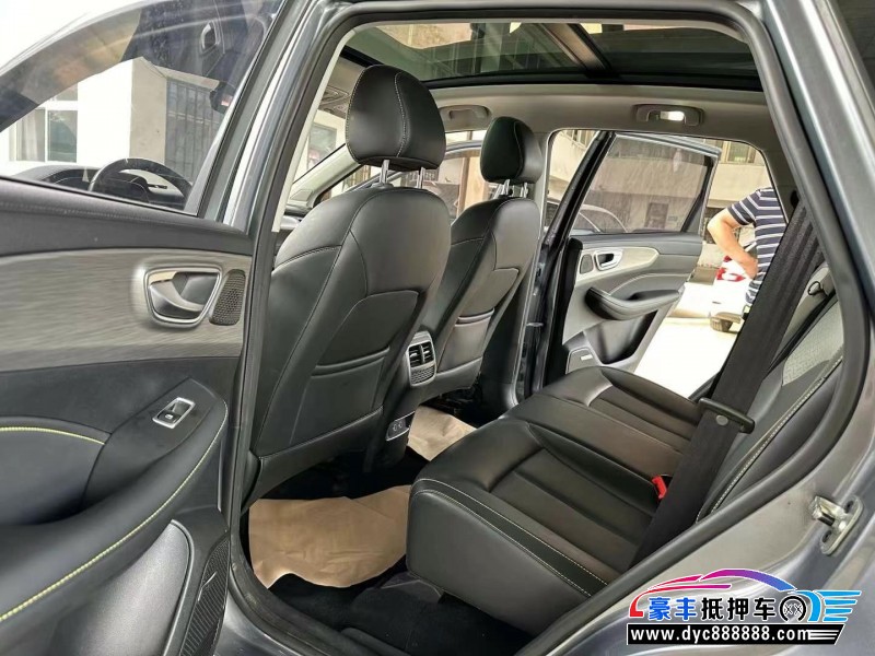 21年荣威RX5轿车抵押车出售