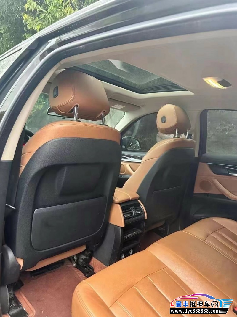 19年宝马X6SUV抵押车出售