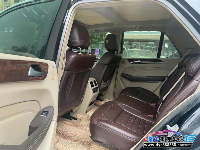 13年奔驰MLSUV抵押车出售