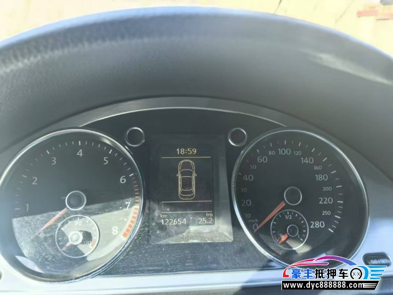 15年大众CC轿车抵押车出售