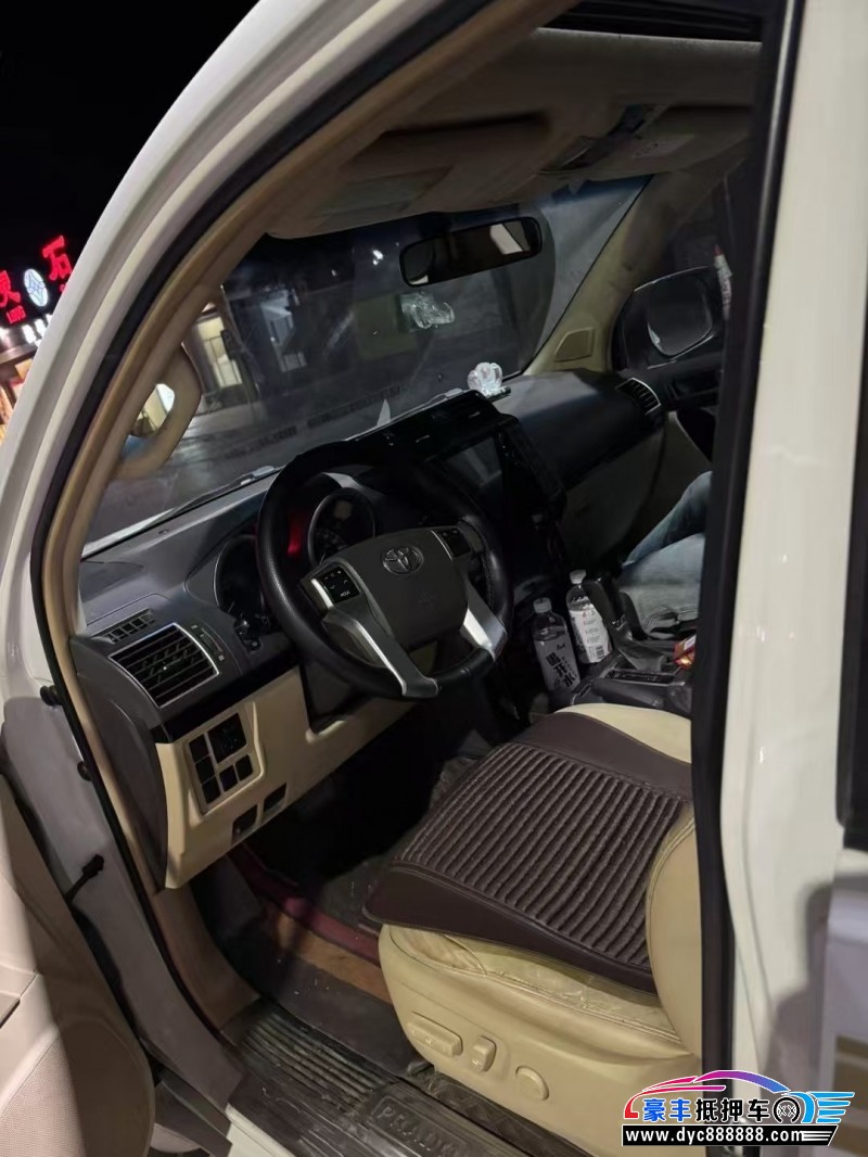 16年丰田普拉多（霸道）轿车抵押车出售