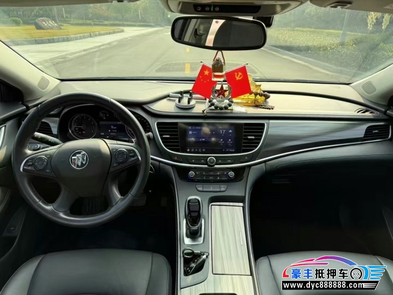 22年别克君越轿车抵押车出售