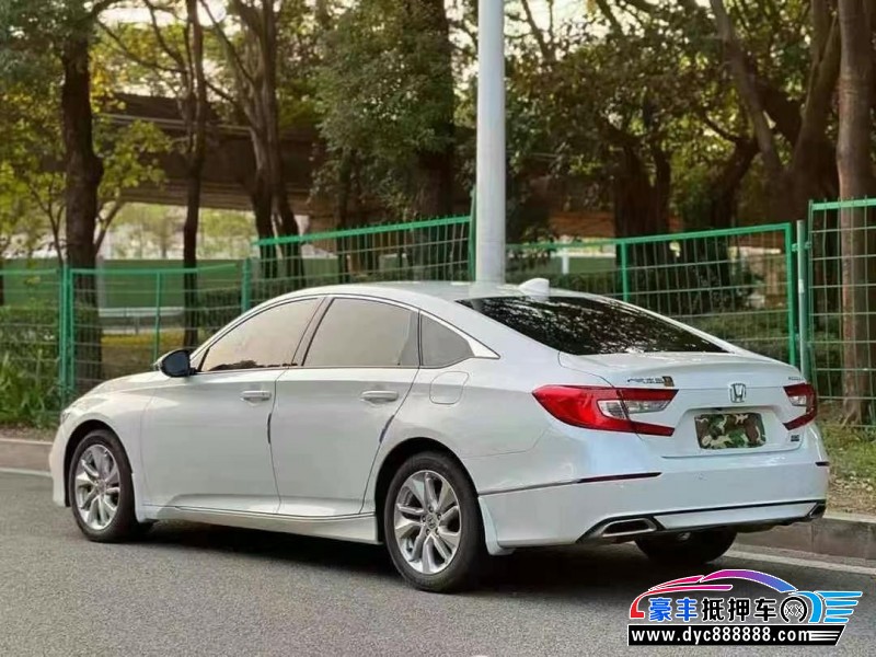 21年本田雅阁轿车抵押车出售