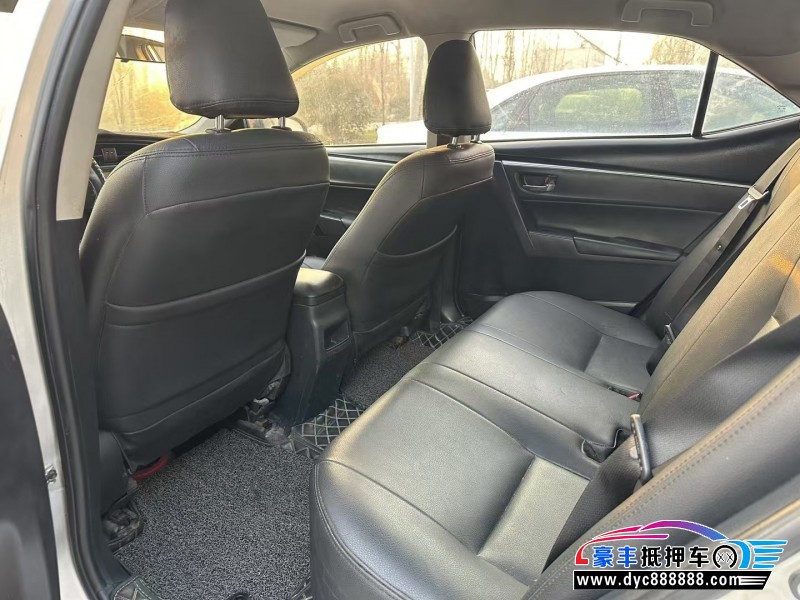 17年丰田卡罗拉轿车抵押车出售