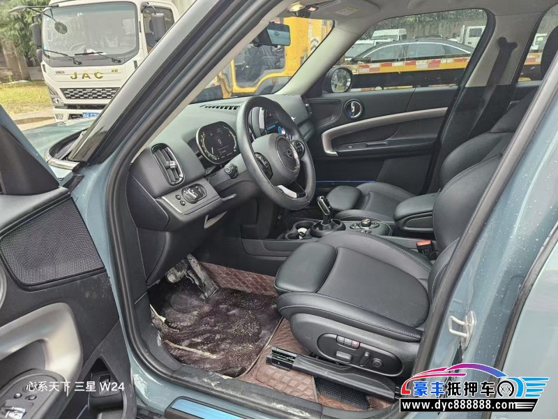 21年宝马MINI轿车抵押车出售